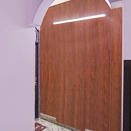 Flagship Hotel Decent Stay Near Pvr Vikaspuri Delhi Új-Delhi Kültér fotó
