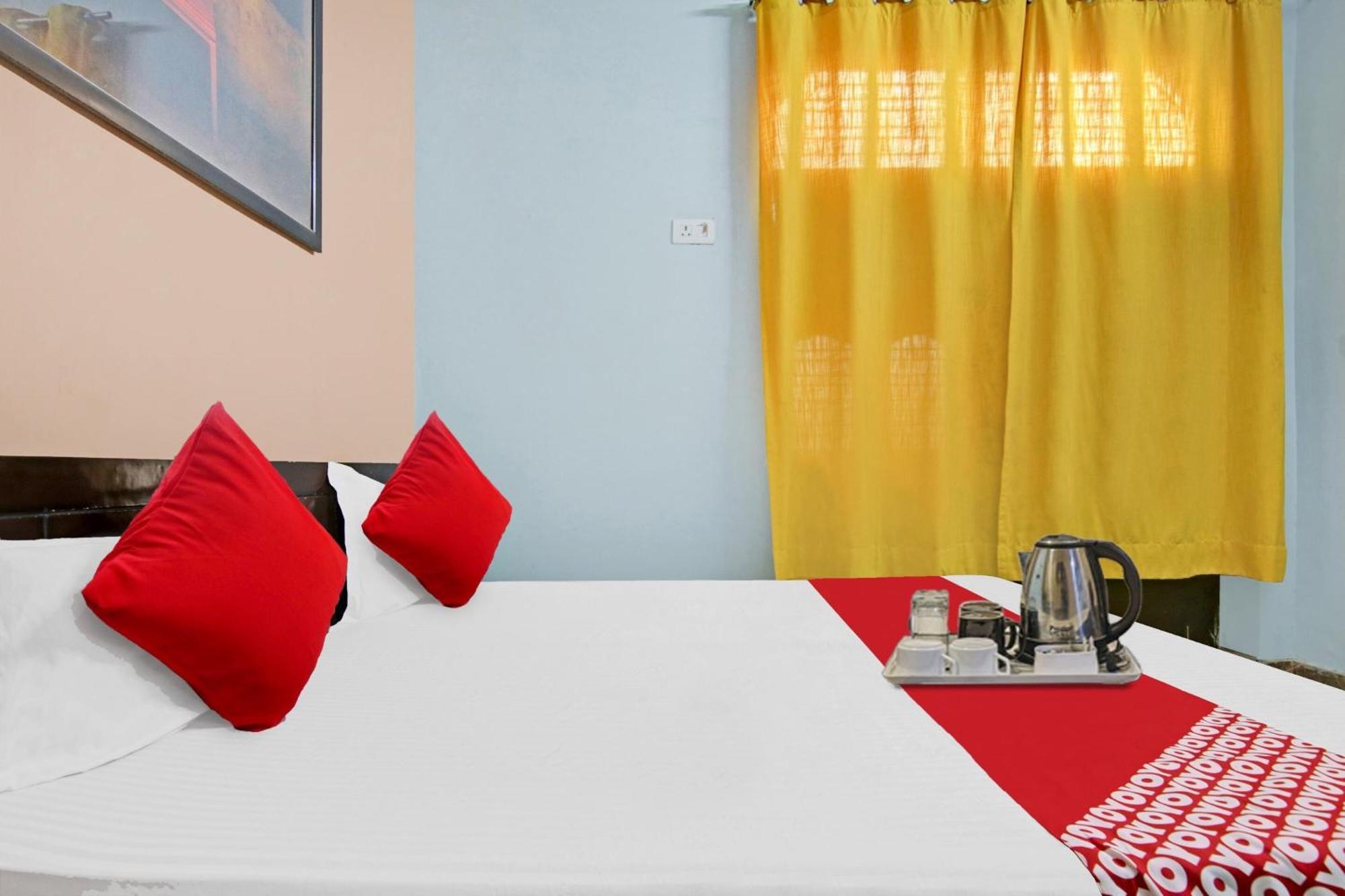Flagship Hotel Decent Stay Near Pvr Vikaspuri Delhi Új-Delhi Kültér fotó
